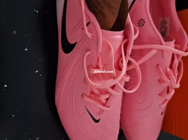 chaussure crampon nike