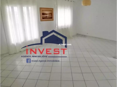Duplex S+2 avec jardin & vue mer à Gammarth