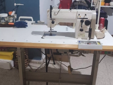 Machine à coudre zigzageuse Machine à coudre zigzageuse