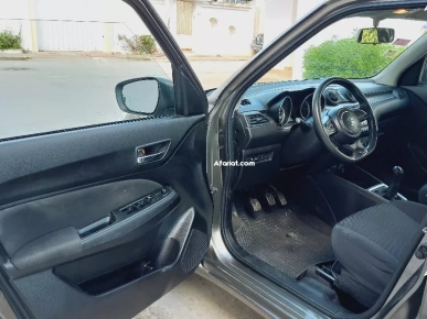 suzuki swift 5 cv 4 cylindres premiere main 23228201