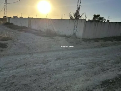 1000m2 clôturé eaux et électricité