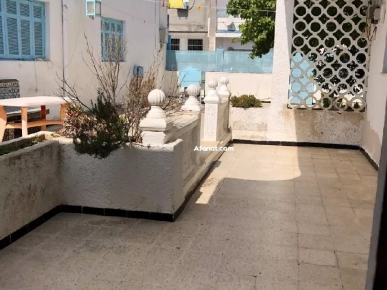 À Vendre – Villa à Ben Arous, Avenue Farhat Hached