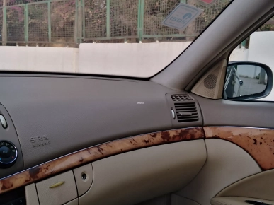 A vendre Mercedes E220 diesel A vendre Mercedes E220 diesel