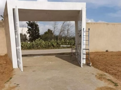 Terrain clôturé de  8200m² à HAMMAMET