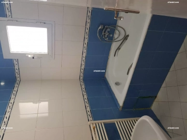 À vendre Appartement à Mourouj1 Chauffage Centrale & 2 clims LG