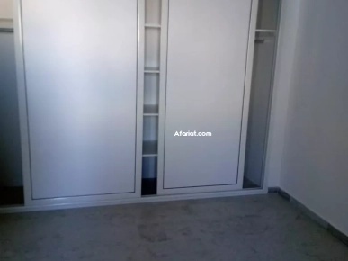 À louer un appartement s+1 neuf au 1er étage a la soukra