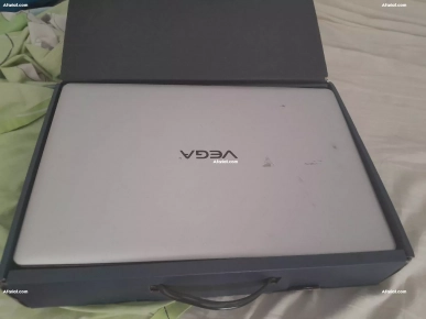 pc vegabook plus