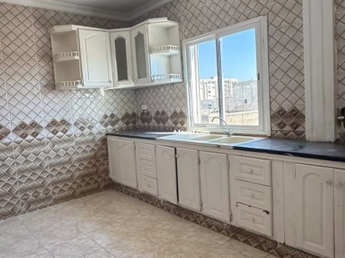 * Étage S+3 À louer Ain zaghouan sud - côté Le Triplex