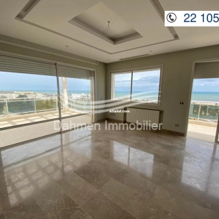 Penthouse avec vue mer exceptionnelle à louer Penthouse avec vue mer exceptionnelle à louer