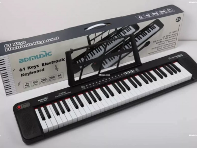 Piano a clavier 61 touches durable avec écran..