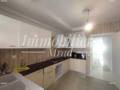 AV un appartement S+3  à L’AFH Mrezga