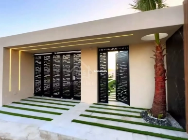 Villa toute neuve S+5 avec piscine à vendre à Hammamet Sud