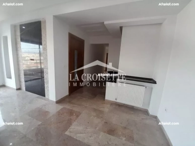 Appartement S+3 à La Soukra MAL0784