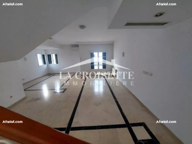 Duplex S+3 avec vue partielle sur mer à La Marsa MDV0165