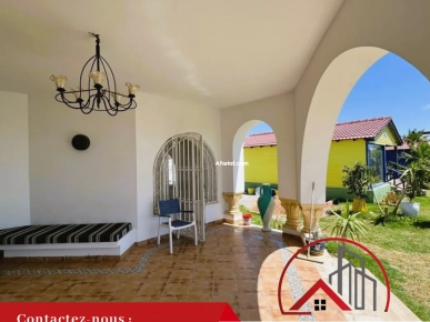 Villa S+3 Avec Piscine À Dharoufa 826a Villa S+3 Avec Piscine À Dharoufa 826a