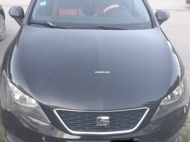 À Vendre : Seat Ibiza 1.2L Essence – 2015 – Très bon état À Vendre : Seat Ibiza 1.2L Essence – 2015 – Très bon état