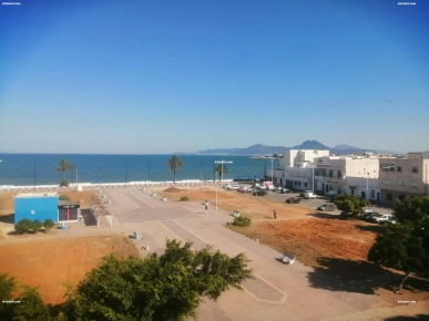 Immeuble inachevé a la goulette vue mer
