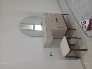 Chambre à coucher en trés bon état avec matelas a vendre a Sfax