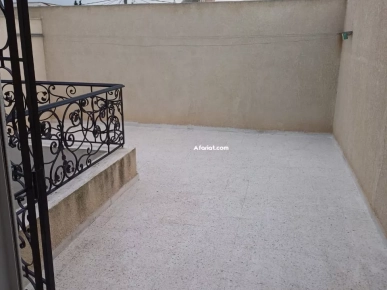a louer apt 3 pces Taieb M'HIRI l'Aouina 1er et villa