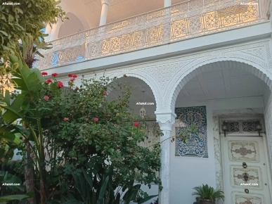 OFFRE A SAISIR: À LOUER ÉTAGE DE VILLA D’UNE MAGNIFIQUE DEMEURE