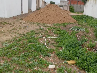 346 m2 à vendre à la soukra