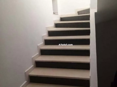 Appartement plus entrepôt