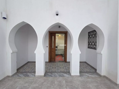 A VENDRE À DJERBA MIDOUN - VILLA AVEC PISCINE ZU - RÉF V683