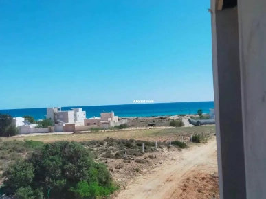 maison vue sur mer plage elhaouaria