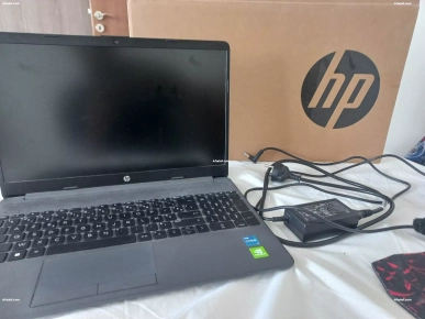PC PORTABLE HP 15
