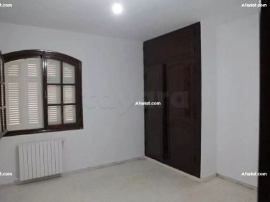 À louer une belle villa S+4 à la soukra
