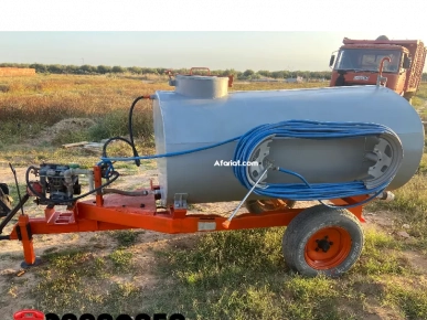 Pompe de traitement agricole pulvérisateur
