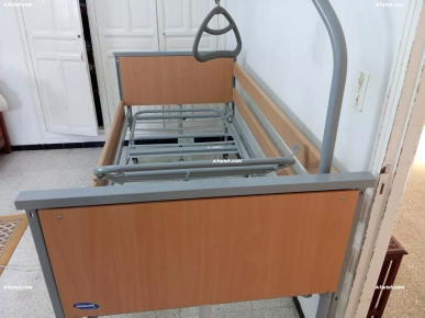 Lit médical d'occasion