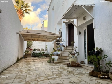 villa luxueuse S+4 Sidi Daoud La Marsa