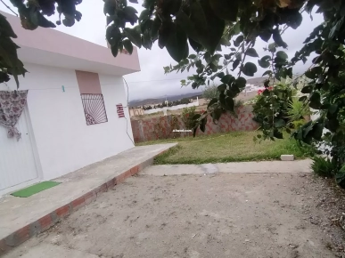une maison indépendante près de la plage sud à El Hawaria