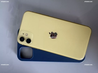 iPhone 11 /64go
