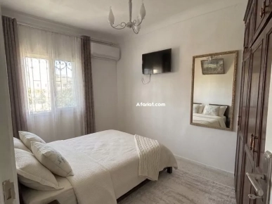 Maison à vendre 2 appartements s+7/garage + étage en construction