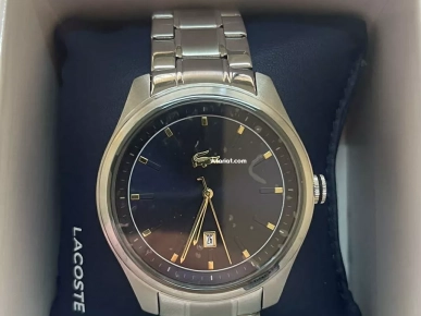 montre Lacoste
