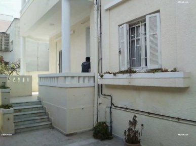 Rdc d une villa au kram est