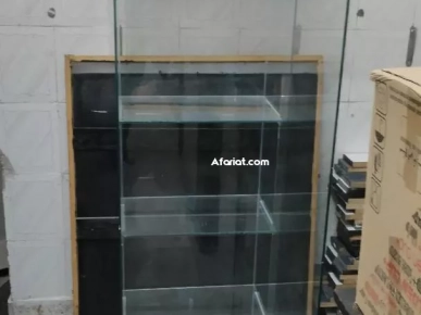 VITRINE EN VERRE 5 ÉTAGE VITRINE EN VERRE 5 ÉTAGE