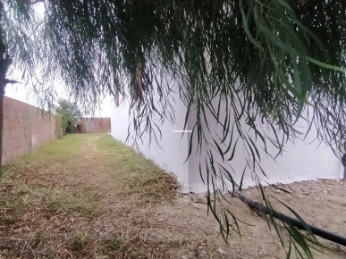 une maison indépendante près de la plage sud à El Hawaria