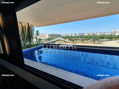 Penthouse S+3 avec piscine aux Berges du Lac 2  MAV1619