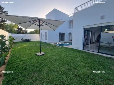 Villa EUPHRAISE(Réf: L2626)