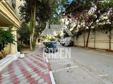 Appartement s+3 " Laouina "