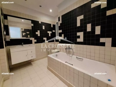 Appartement S+2 à La Marsa MAV1540