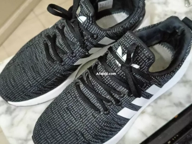 basket adidas authentique