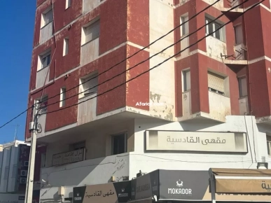À VENDRE – IMMEUBLE SPACIEUX À FORT POTENTIEL