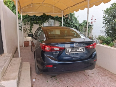 MAZDA 3 Berline (Sedan) Essence – Première Main