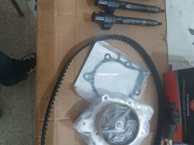 piece de moteur 2.0 bleuhdi expert 4