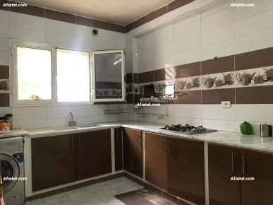 Apparemment à vendre Apparemment à vendre