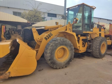 A VENDRE CHARGEUR SU PNEUS  CATERPILLAR 938G A VENDRE CHARGEUR SU PNEUS  CATERPILLAR 938G